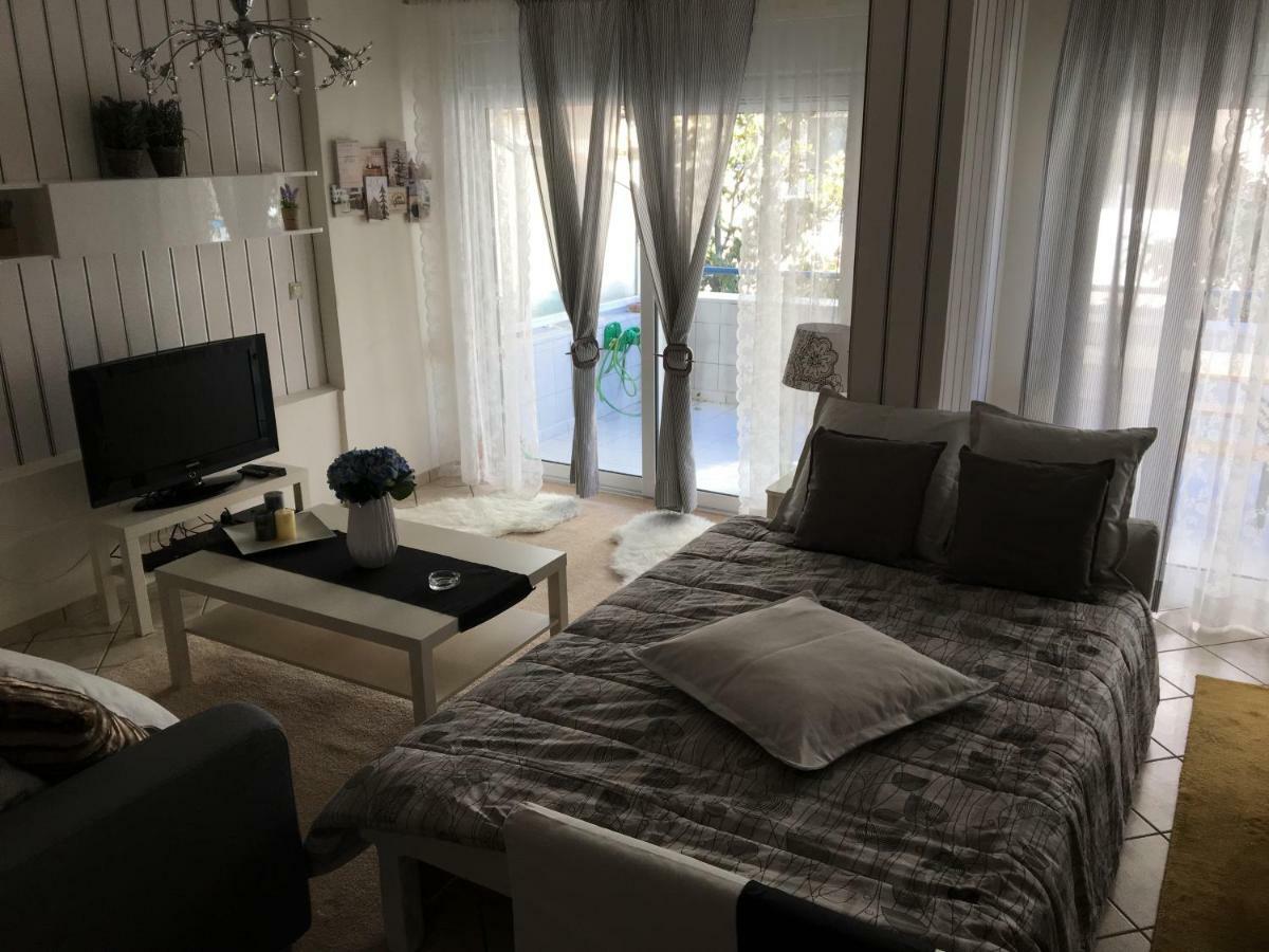 Luxury City Center Apartment Kalampaka Exteriör bild